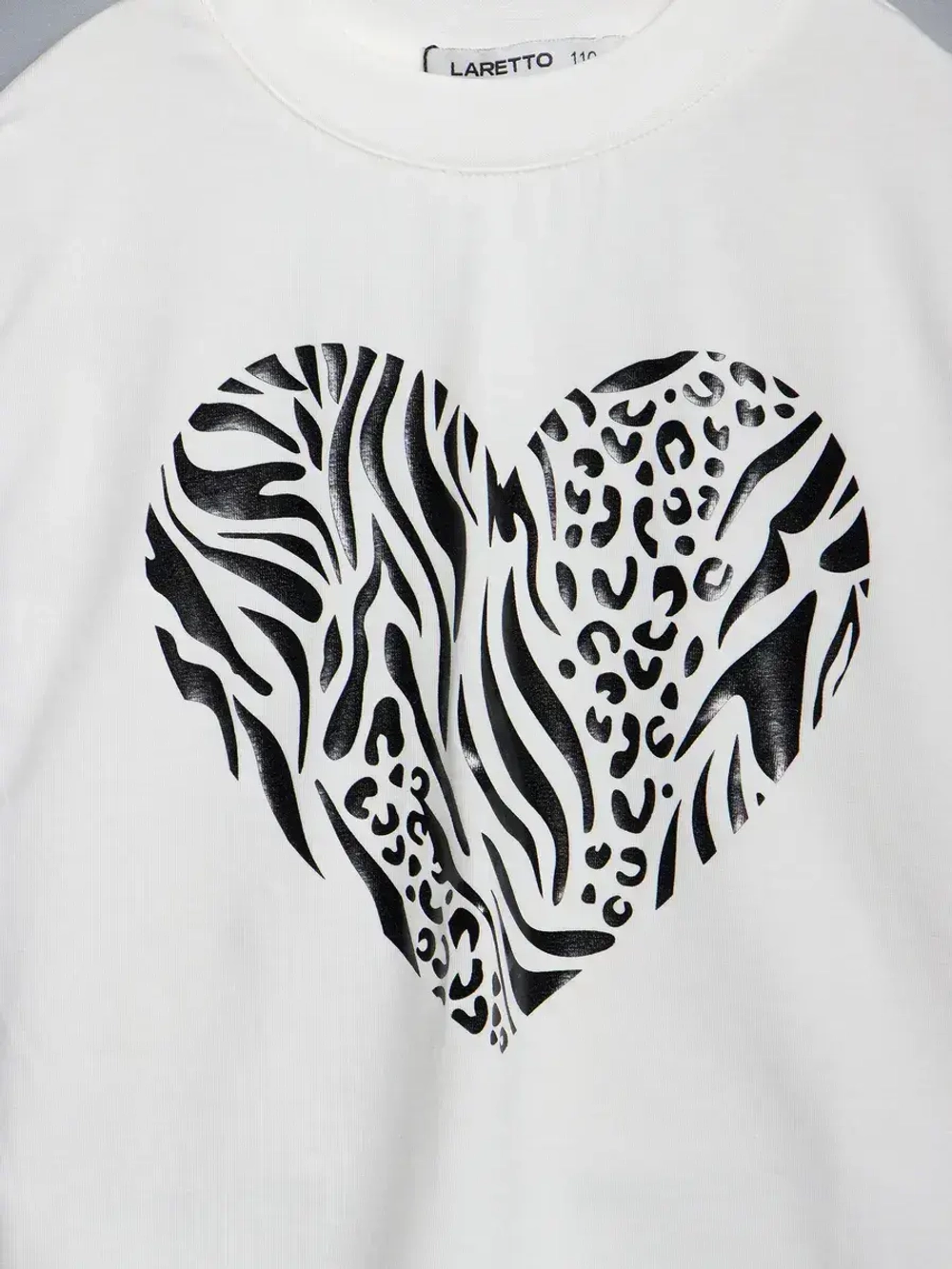 Белый лонгслив для девочки