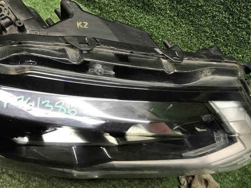 Битая Фара правая Nissan X-Trail T32 (17-22) LED