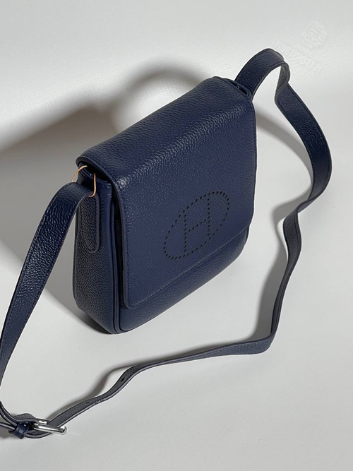 Сумка через плечо Hermes Evelyne тёмно синяя