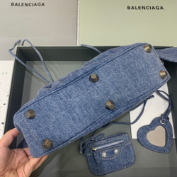 Balenciaga Le Cagole 33 cm