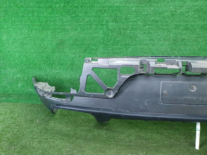 Юбка заднего бампера Porsche Macan (2014-2018)