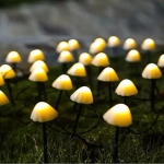 Гирлянда для улицы «Грибочки» 3 м 20 ламп LED чёрный провод, h-20 см,2 реж.,IP-55, Теплый белый (солнечная батарея)