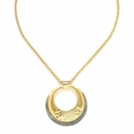 Колье ORI TAO, Manta, с текстурой кожи ската и перламутром, OT23.2-15-31500 (золотистый)