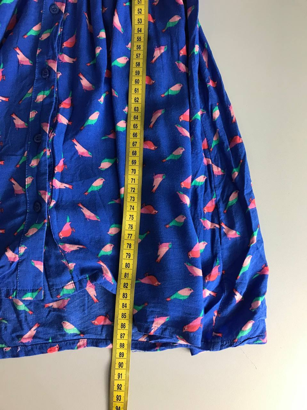 Платье в приятной цветовой гамме, маркировка 38, визуально на 44 размер