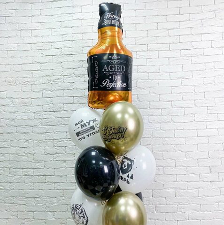 Композиция из воздушных шаров для мужчин