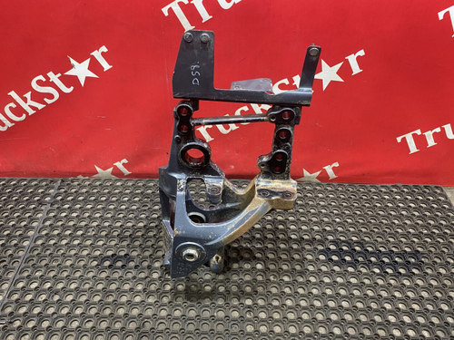 Кронштейн рессоры передней правый 2019г