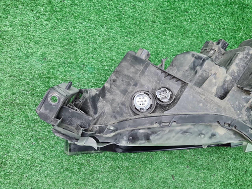 Битая Фара правая Mazda CX-5 2 (17-21) Full LED