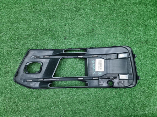 Накладка переднего бампера правая Audi Q7 2 15-19