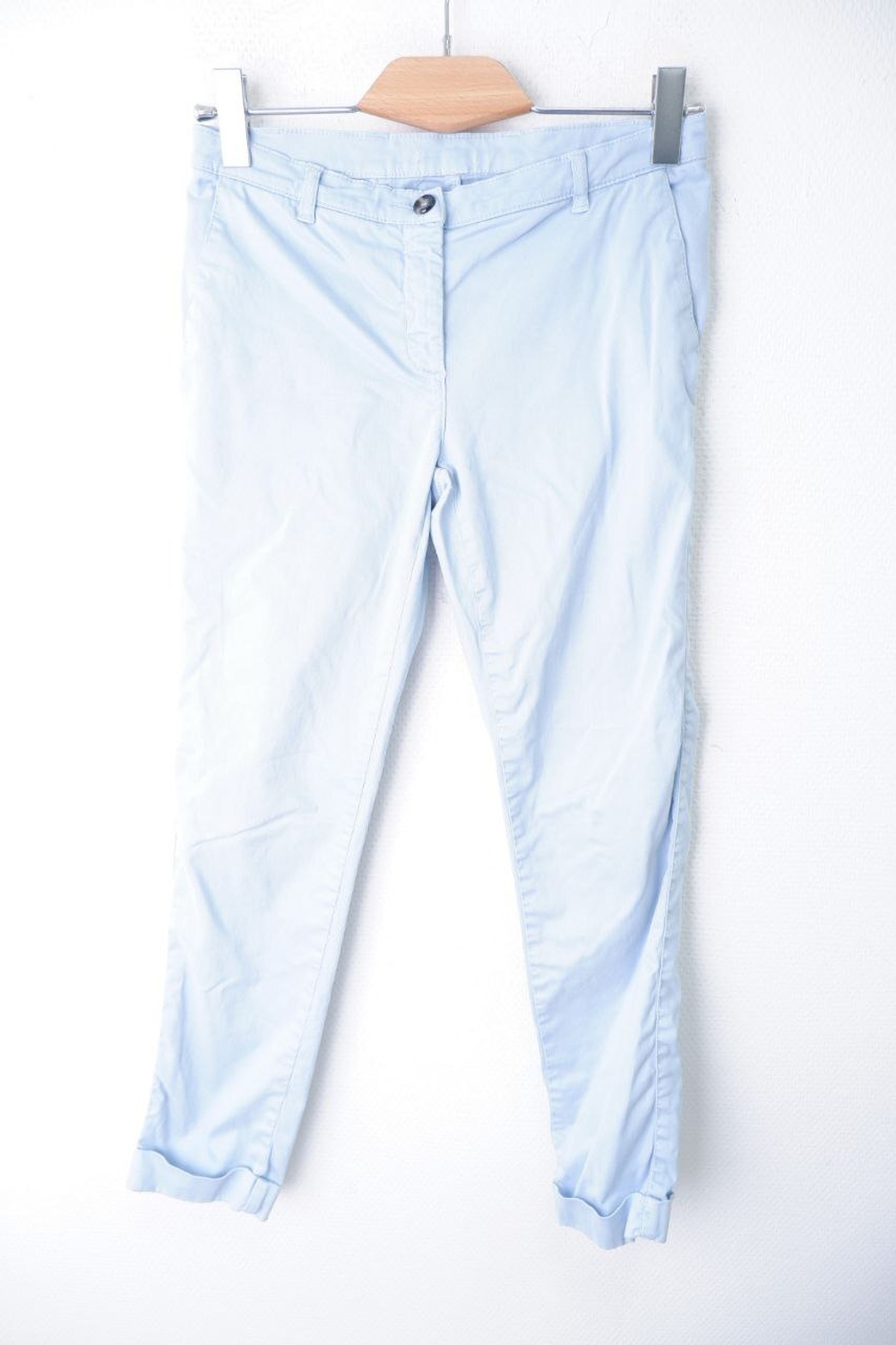 Брюки голубые с подворотами 44 размер