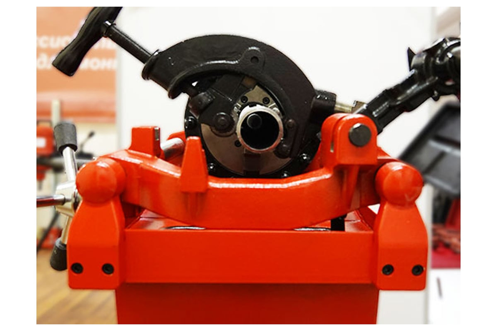 Резьбонарезной станок VOLL V-Matic A2