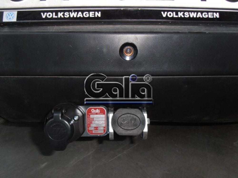 Фаркоп оцинкованный Galia A038C для Audi A3 2003-2008: хетчбек 3 двери, VW Golf V, VI, Plus хетчбек 3/5 дверей 2003-2008, 2008-2013 (2WD только)(паспорт и сертификат в комплекте)(без электрики)
