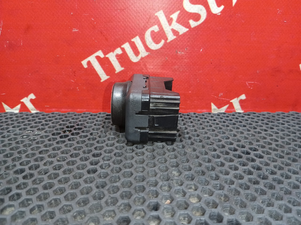 Блок управления внутренним освещением 2019г