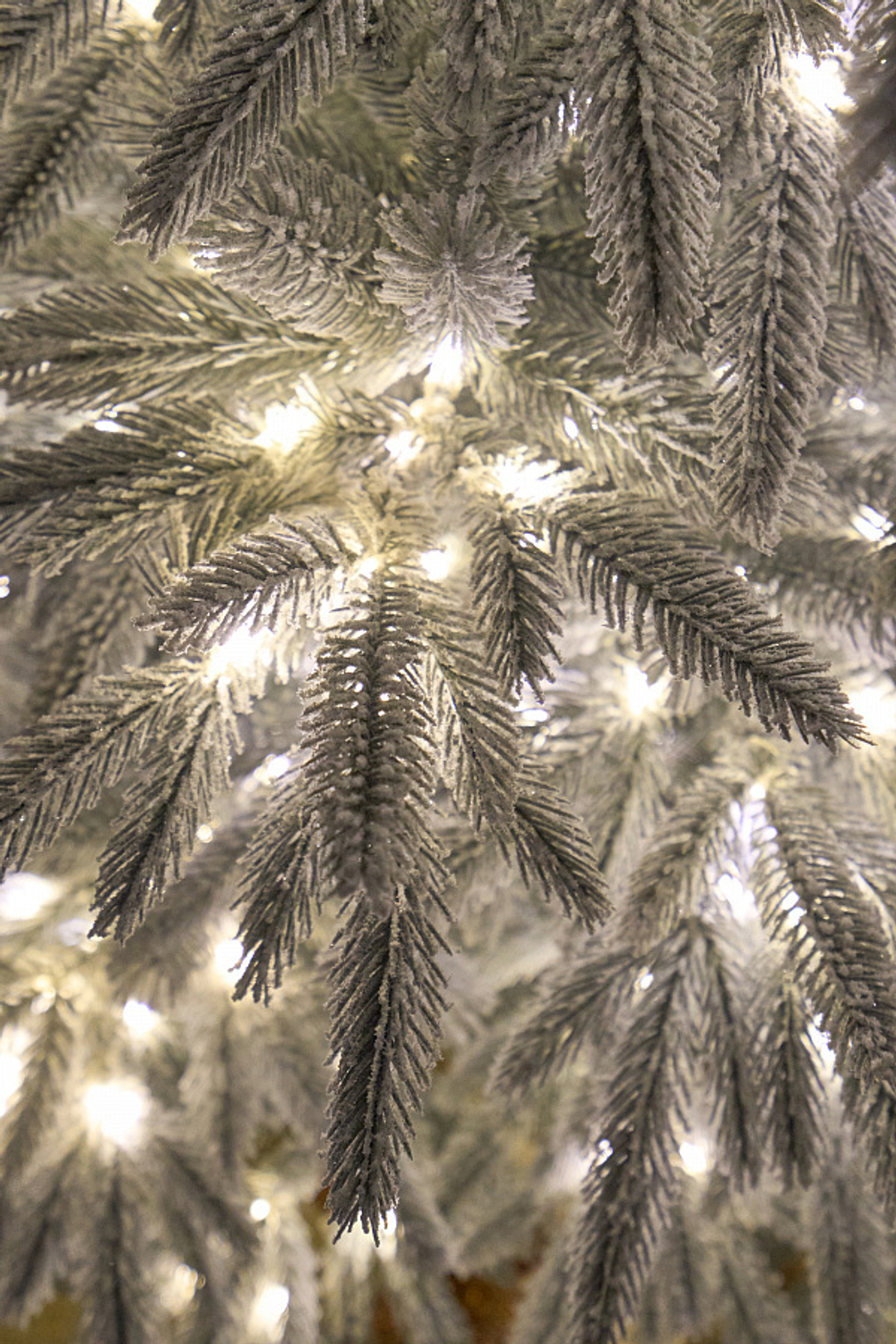 Ель искусственная заснеженная с лампочками Пальмира ELITE (лампочки - капля росы)