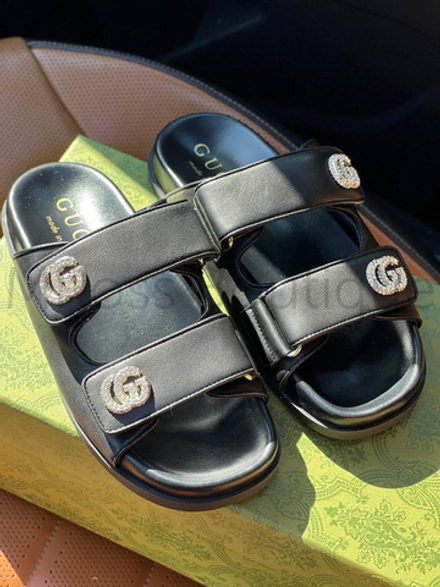 Женские шлёпанцы Gucci Dad в черном цвете