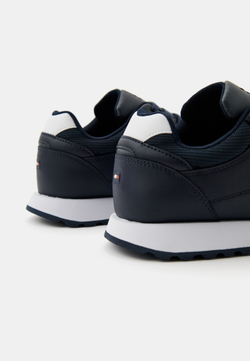 Кроссовки мужские TOMMY HILFIGER NEW RUNNER EVA LTH E