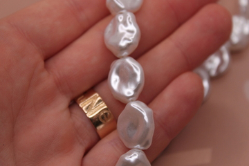 Бусины имитация жемчуг плоский 15х12 мм