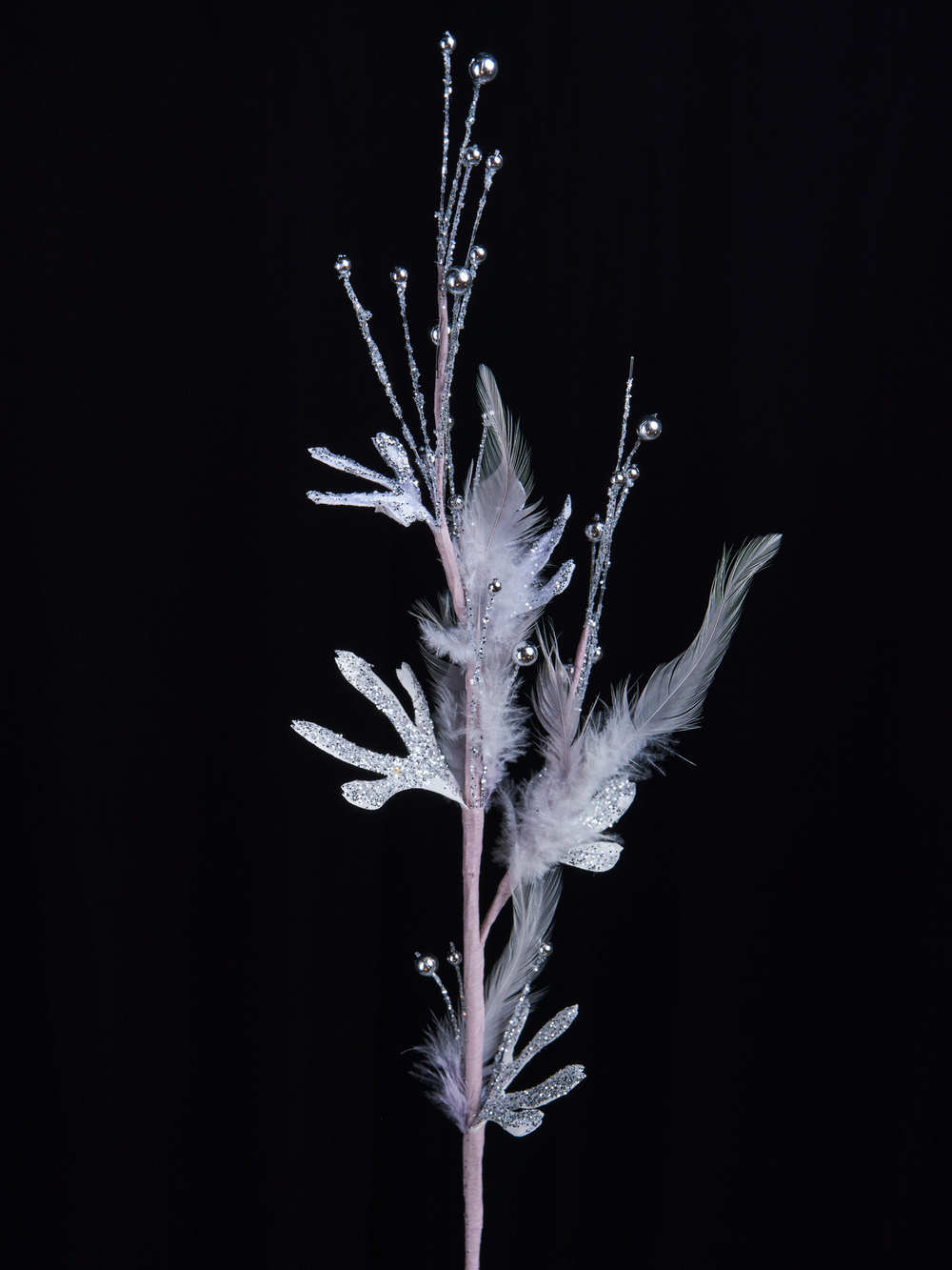 Веточка с бусинами 79см ChristmasDeLuxe белая с серебром