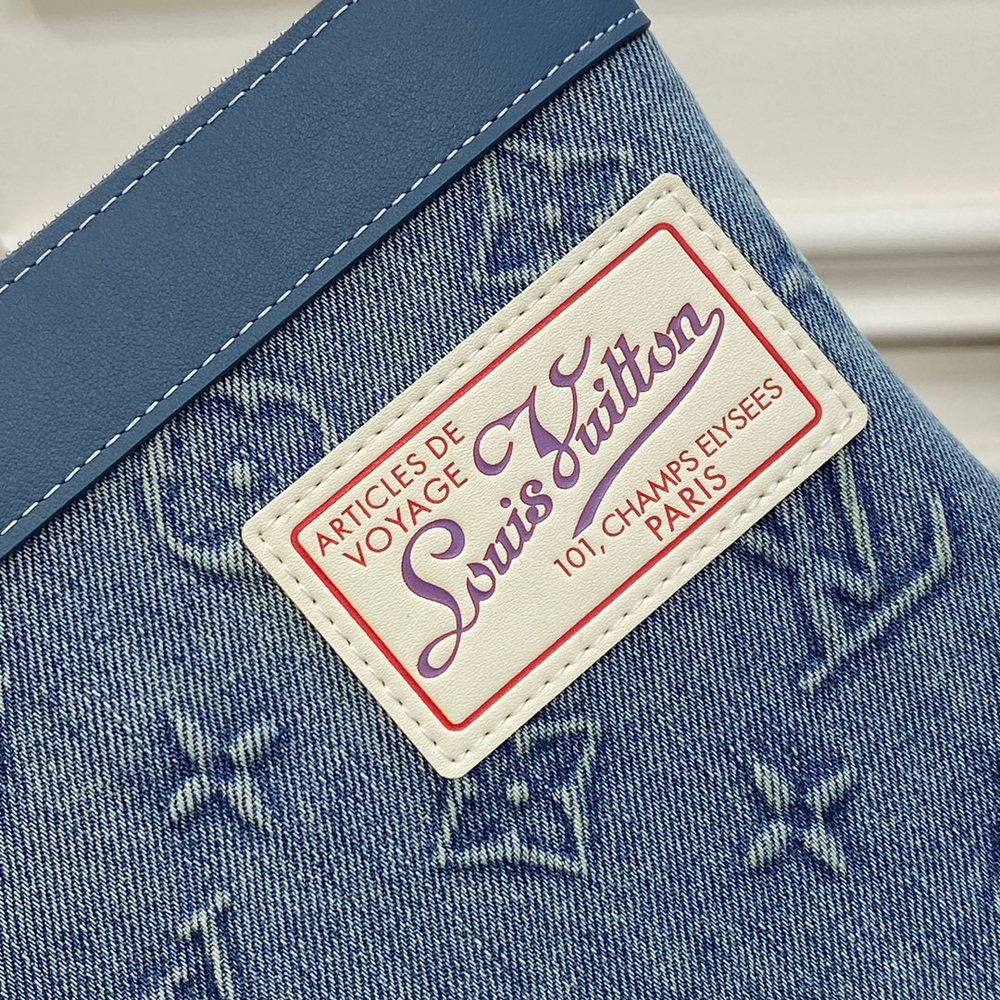 Louis Vuitton Pochette To-Go