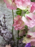 Настенная композиция с цветами в раме 51*25 см