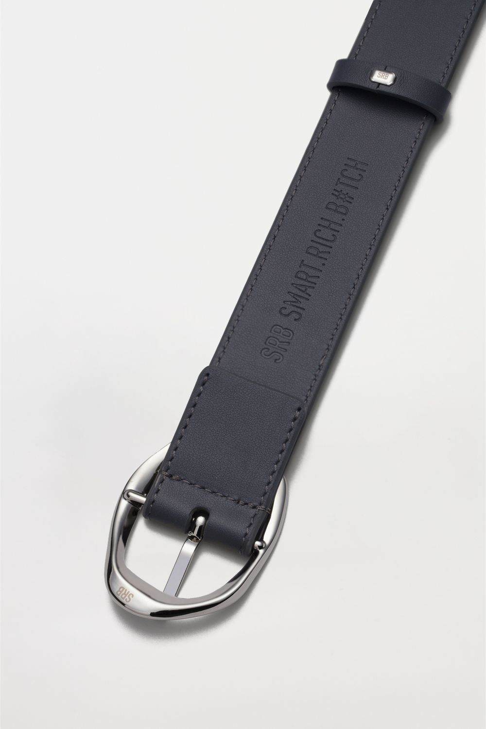 БАЗОВЫЙ РЕМЕНЬ С МЯТОЙ ПРЯЖКОЙ GRAPHITE