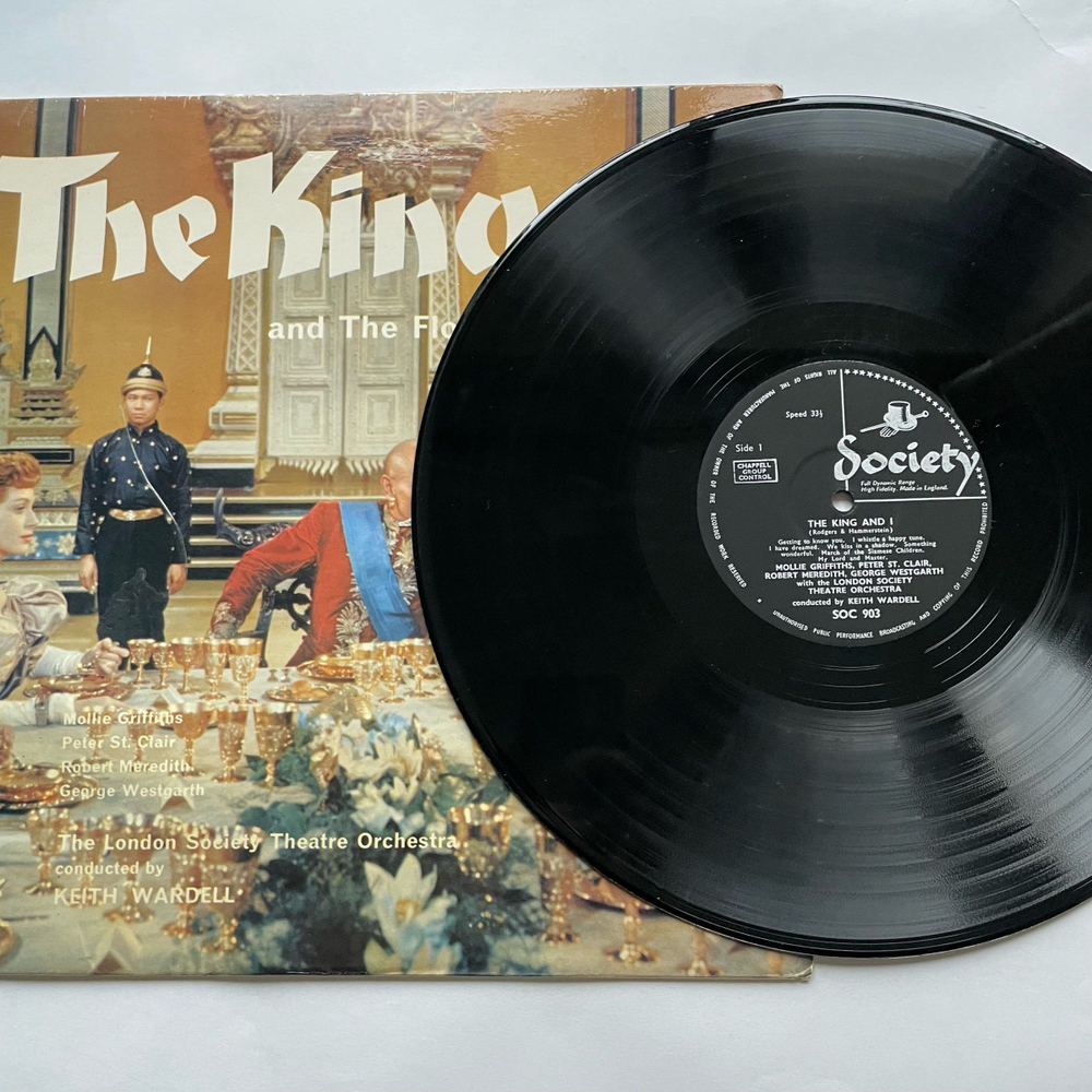 Винтажная виниловая пластинка LP Mollie Griffiths, Peter St. Clair, Robert Meredith, The King and I, Песня цветочного барабана The Flower Drum Song (Англия 1965)