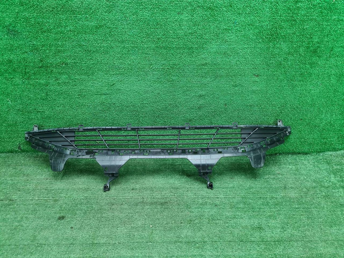 Решетка переднего бампера Hyundai Tucson 4 (20-нв)