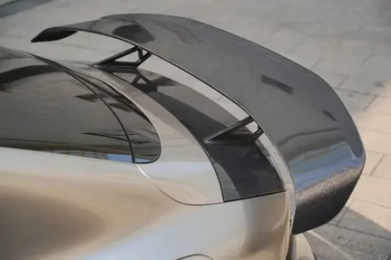 Карбоновый спойлер-антикрыло для Xiaomi SU7 2024+ Ксяоми