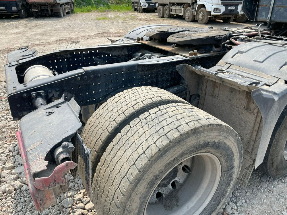 BEIJING BJ* 6x4 Седельный тягач BJ4250D6CP-02 (Дизельный, 12,9 л, 579 л.с., АТ)