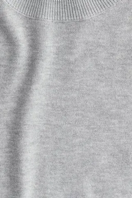 H&M Свитер из тонкого трикотажа, серый