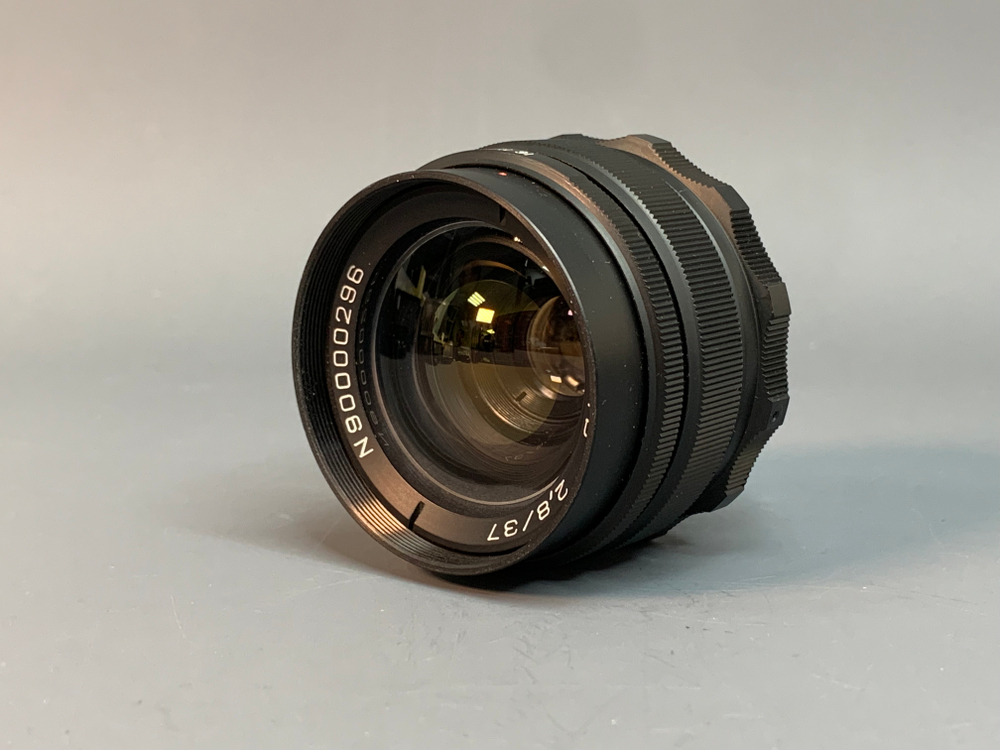 Мир 1В редкий серийник