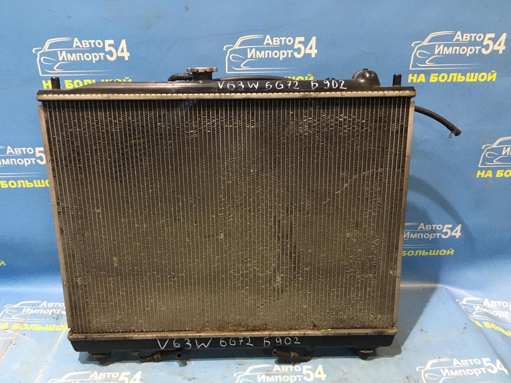 Радиатор двигателя MITSUBISHI PAJERO 1999-2006