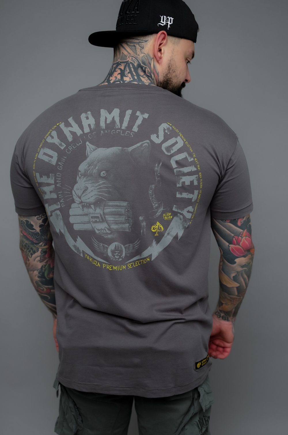 Футболка темно-серая Yakuza Premium 3802