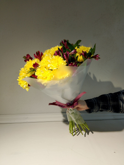 Букет из хризантем и альстромерии (С0033)