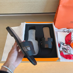Hermes Oran Sandal