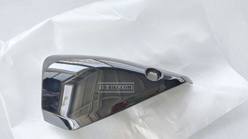 83602-KZZ-J00ZA. COVER, TOOL BOX *NH1*. Tool box cover. Fairing Honda CRF250Rally