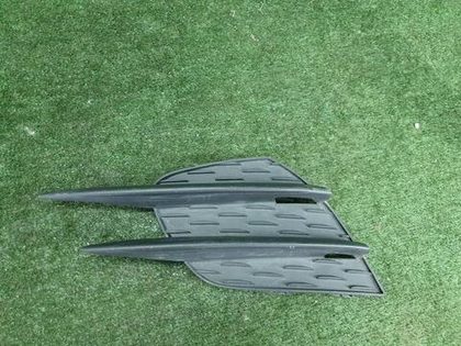 Решетка переднего бампера левая Mercedes A W177 (2018-2022) AMG