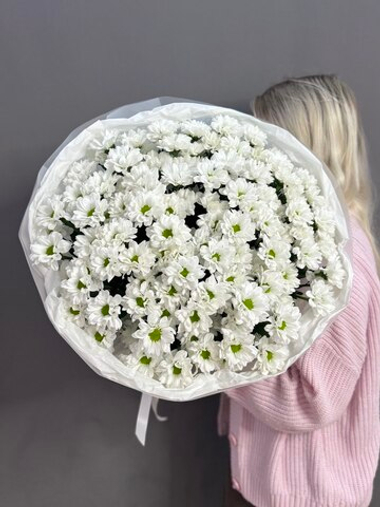 Букет с 15 кустовыми хризантемами