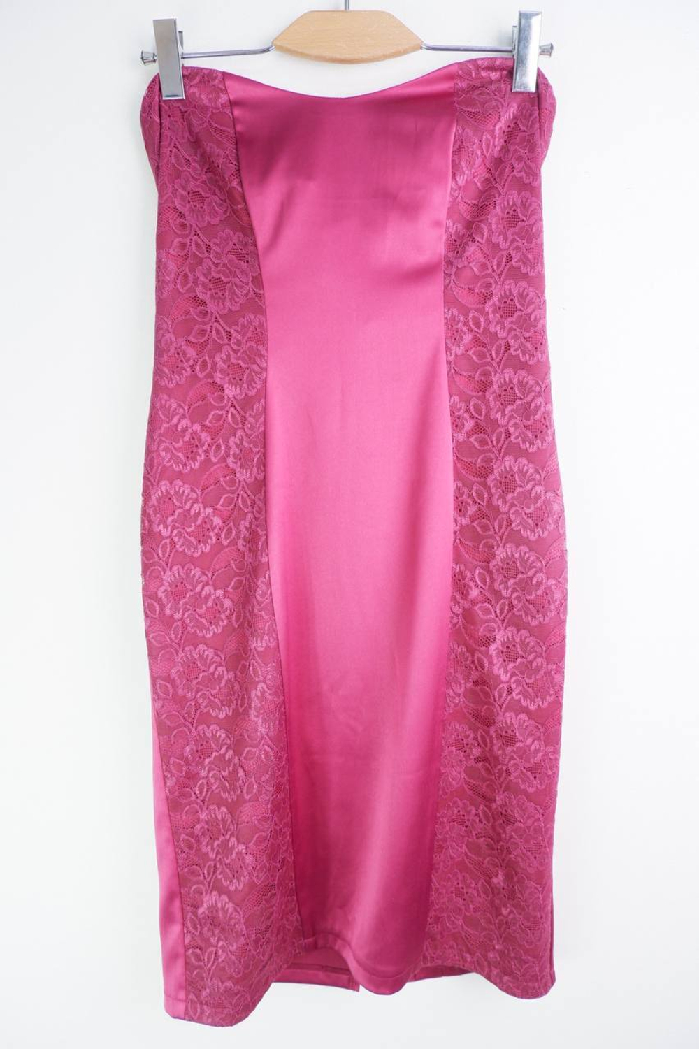 Платье Merlis красивое, визуально 44 размер, новое