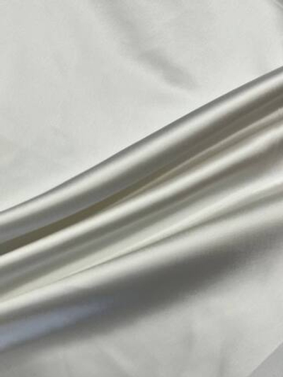 Вискоза атласная белая