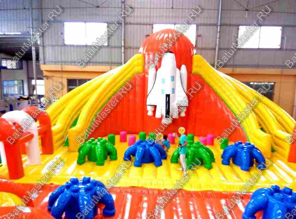 Коммерческий надувной батут "Ракета" 30*20*8 м