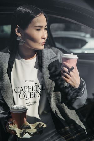 Футболка CAFFEINE QUEEN | Белый