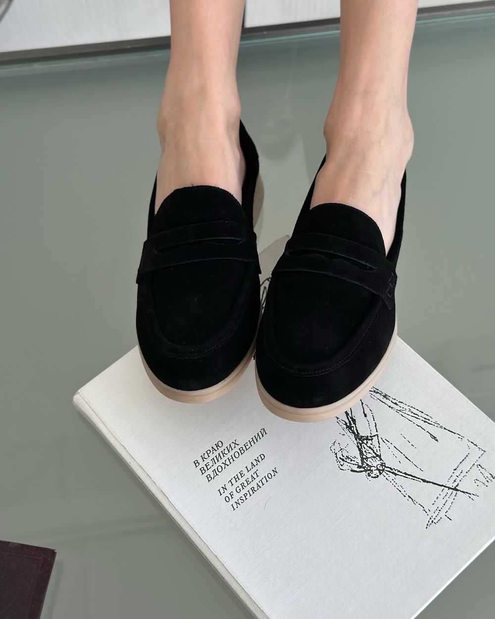 Лоферы из натуральной замши