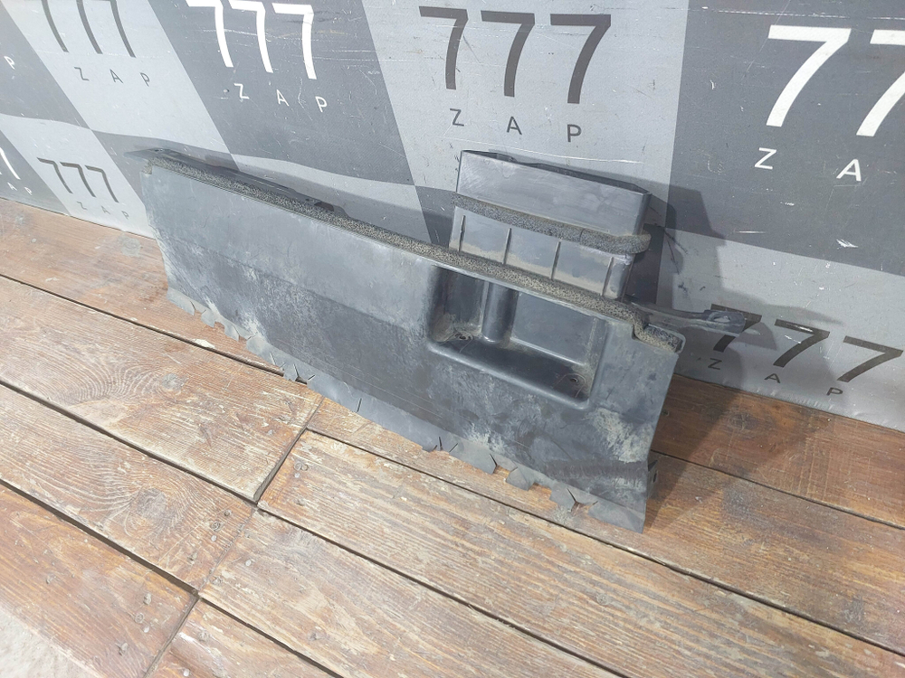 Дефлектор радиатора верхний Chery Tiggo 8 Pro 21-нв Б/У Оригинал 302001040AA