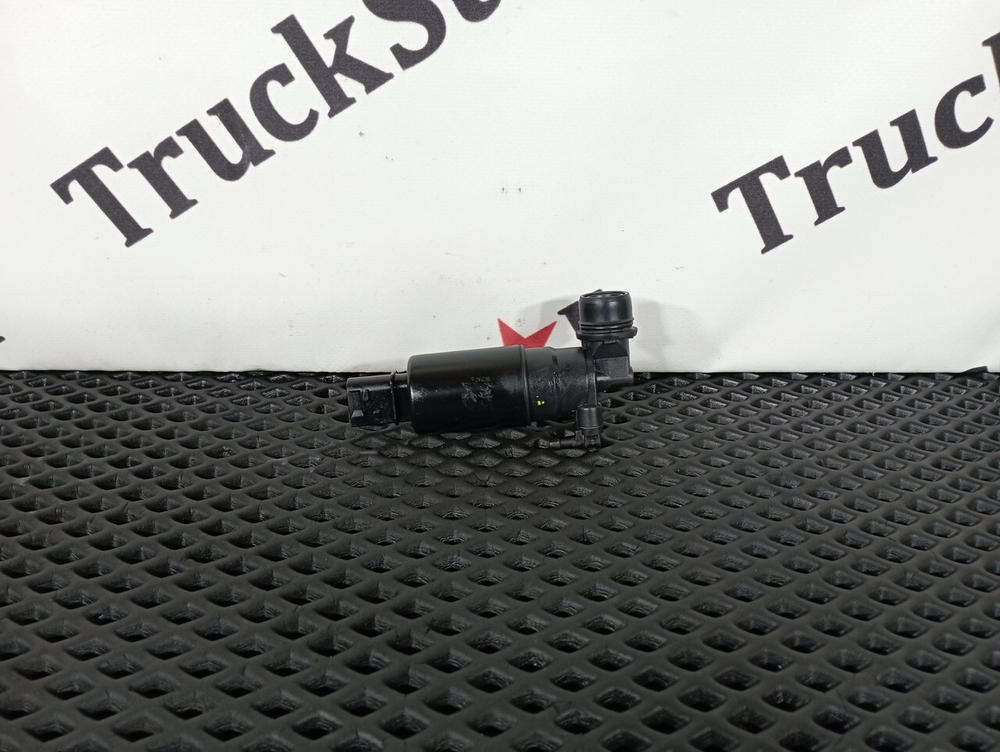 Насос омывателя фар 2020г.