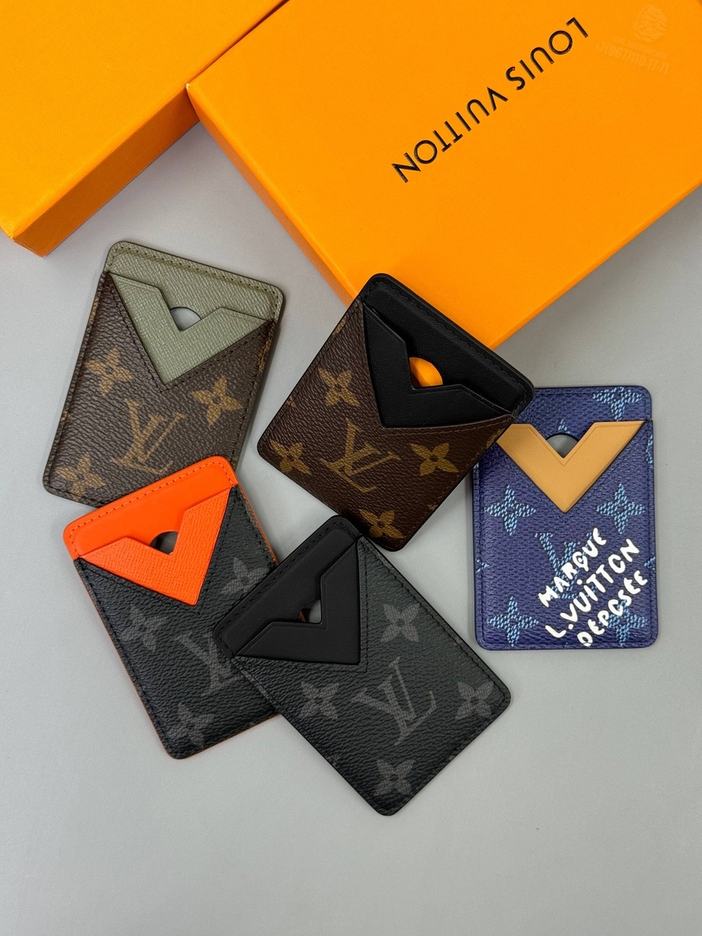 Держатель для карт Louis Vuitton Magnet
