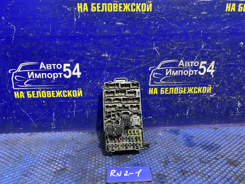 Блок предохранителей салонный Honda STREAM 2001