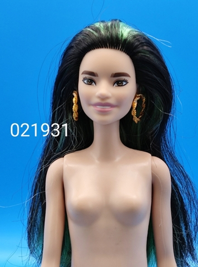Кукла Барби Barbie Fashionistas №110 021931