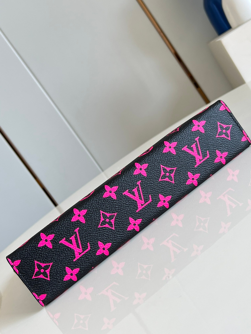 Louis Vuitton Pochette Voyage MM
