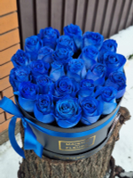25 синих голандских роз в коробке