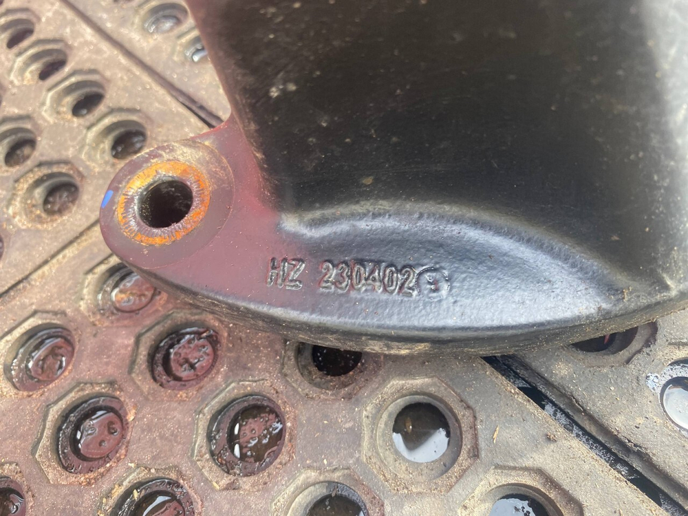 Цилиндр подъема кабины 2024г